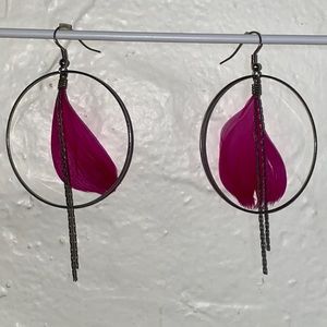 Sliver & pink feather Earrings